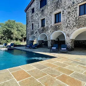 Mas Puig De Baix With Private Pool And Gardens Сasa de vacaciones Olot